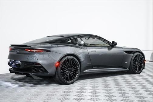 2020 Aston Martin DBS Superleggera