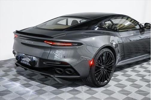 2020 Aston Martin DBS Superleggera