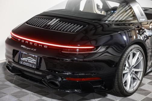 2021 Porsche 911 Targa 4S