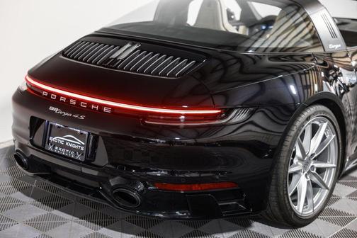 2021 Porsche 911 Targa 4S