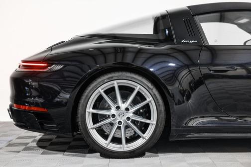 2021 Porsche 911 Targa 4S