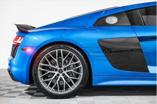 2017 Audi R8 5.2 V10 plus