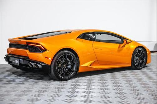 2016 Lamborghini Huracan LP580-2