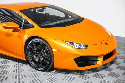 2016 Lamborghini Huracan LP580-2