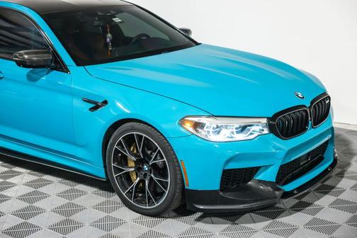 MIAMI BLUE 2019 BMW M5 Competition