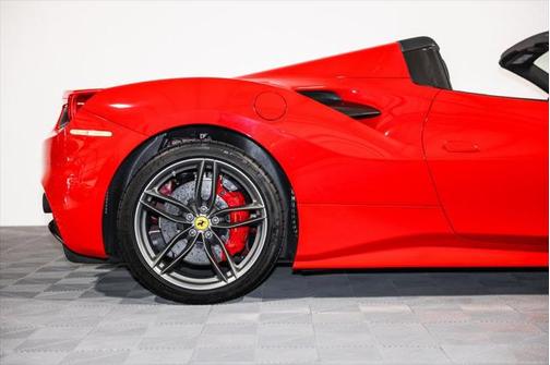 2018 Ferrari 488 Spider Base