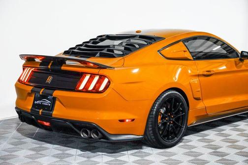 2019 Ford Shelby GT350 Base