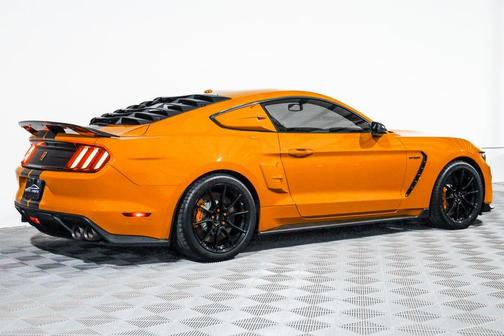 2019 Ford Shelby GT350 Base