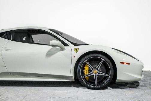 2012 Ferrari 458 Italia Base