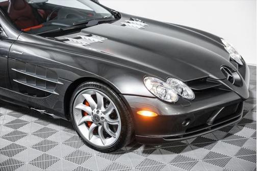 2006 Mercedes-Benz SLR McLaren Base