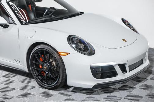 2019 Porsche 911 Targa 4 GTS