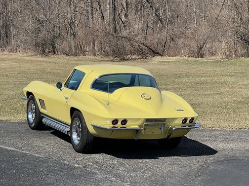 1967 Chevrolet Corvette Base