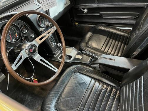 1967 Chevrolet Corvette Base