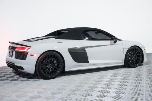 2018 Audi R8 5.2 V10 plus