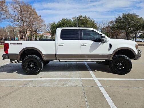 Star White Metallic Tri-Coat 2020 Ford F-250 King Ranch