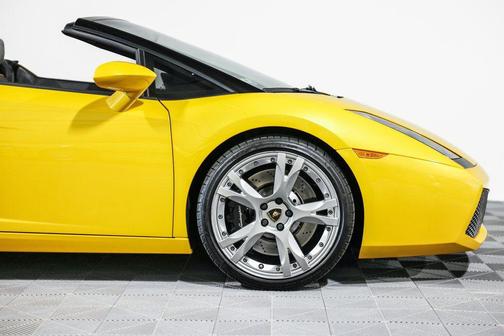 2006 Lamborghini Gallardo Base