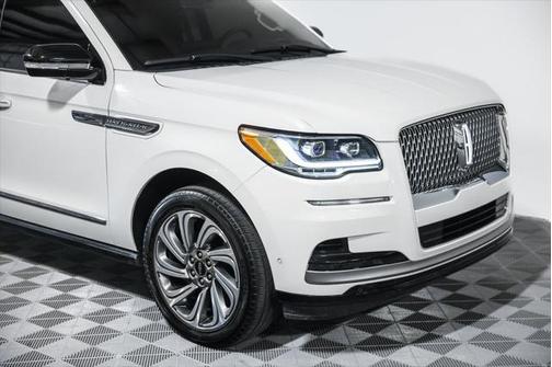 2023 Lincoln Navigator Reserve