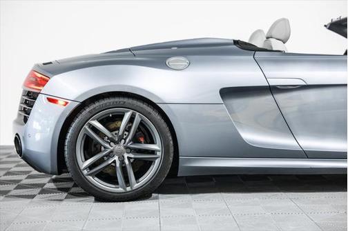 2014 Audi R8 5.2