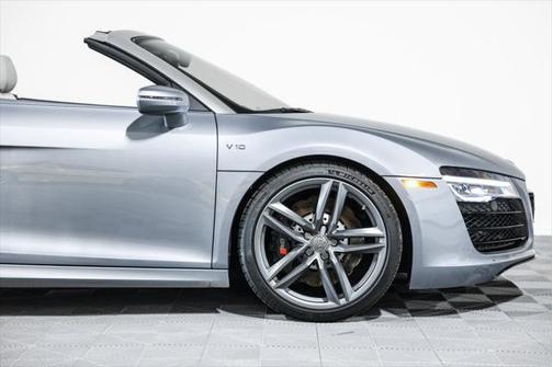 2014 Audi R8 5.2