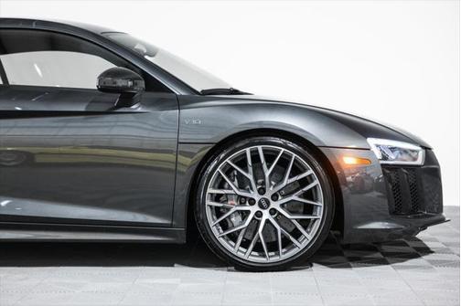 2017 Audi R8 5.2 V10 plus
