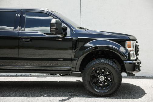 Black Metallic 2022 Ford F-350 Platinum