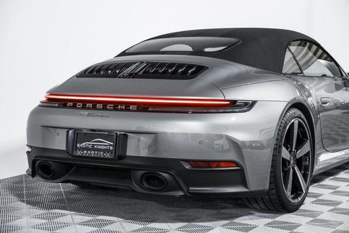 2025 Porsche 911 Carrera