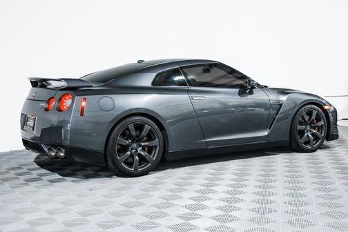 2009 Nissan GT-R Premium