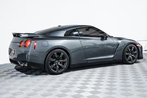 2009 Nissan GT-R Premium