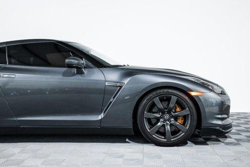 2009 Nissan GT-R Premium