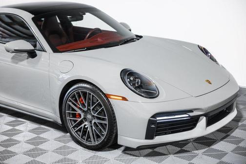 2022 Porsche 911 Turbo
