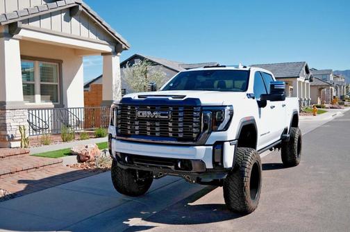 Summit White 2024 GMC Sierra 2500 Denali Ultimate