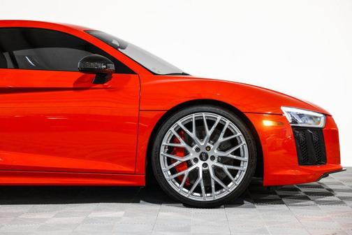 2017 Audi R8 5.2 V10 plus