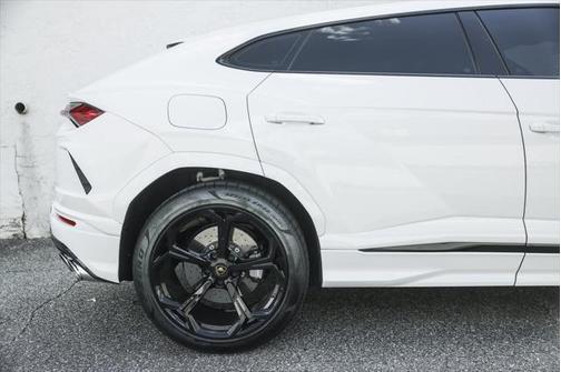 2020 Lamborghini Urus Base AWD 4dr SUV
