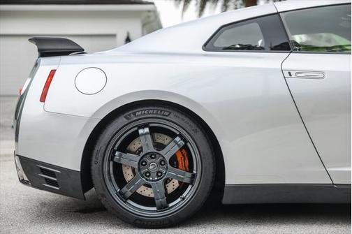 2015 Nissan GT-R Black Edition