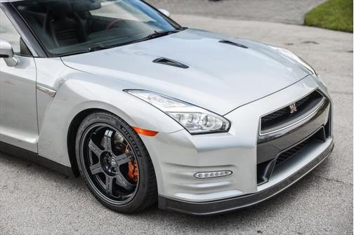 2015 Nissan GT-R Black Edition