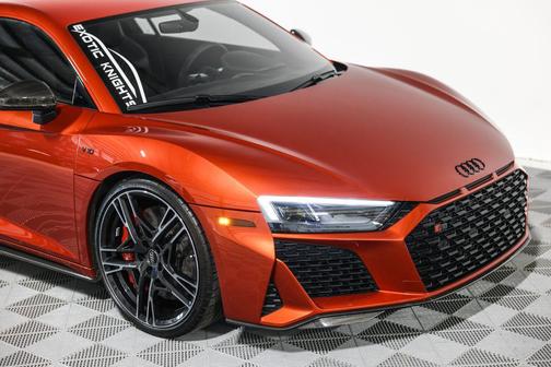 Aventurine Orange 2020 Audi R8 V10 performance quattro S tronic