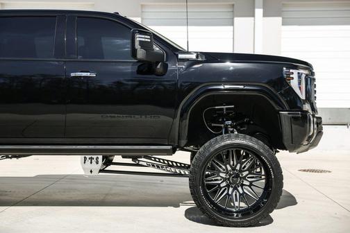 2024 GMC Sierra 3500 Denali