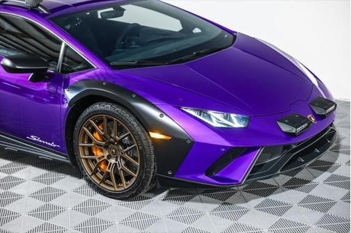 2024 Lamborghini Huracan Sterrato Base