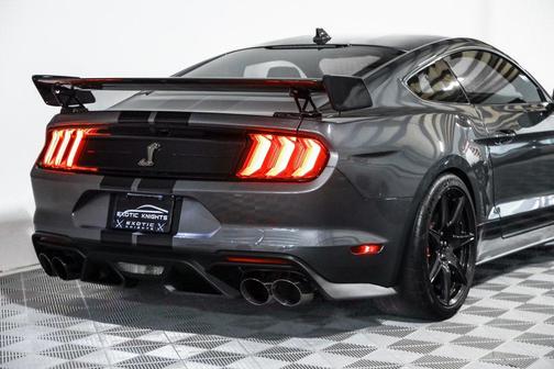 2022 Ford Shelby GT500 Base