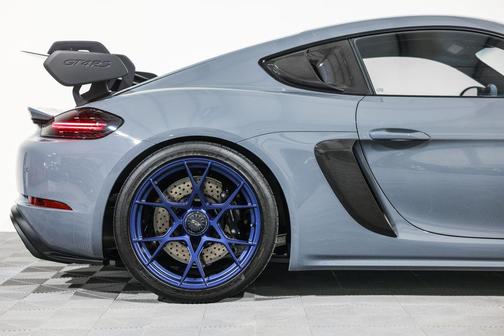 Arctic Grey 2025 Porsche 718 Cayman GT4 RS