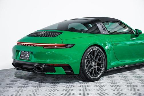 2021 Porsche 911 Targa 4