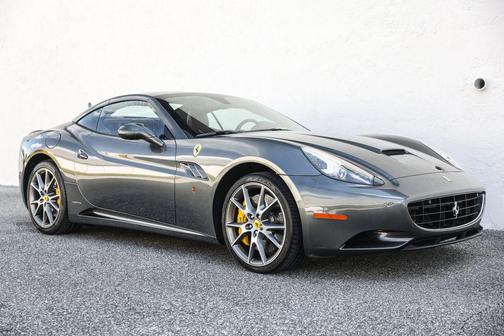 Argento Nurburgring Metallic 2010 Ferrari California Base