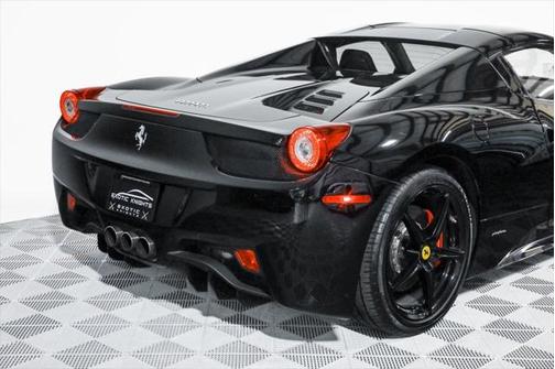 2014 Ferrari 458 Spider Base