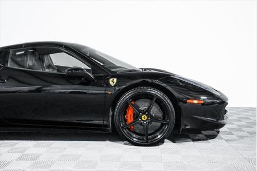 2014 Ferrari 458 Spider Base