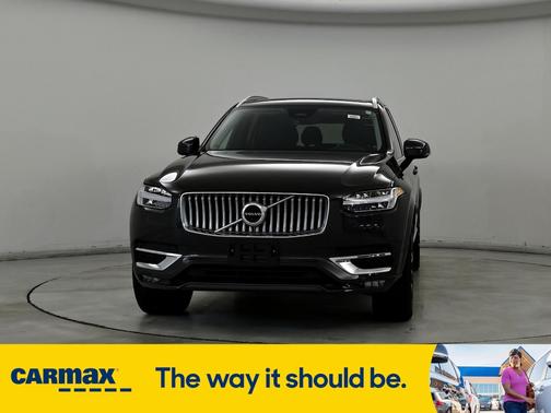 2023 Volvo XC90 B6 Plus