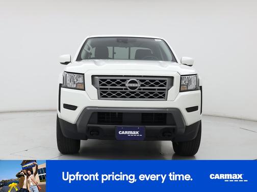 White 2022 Nissan Frontier SV