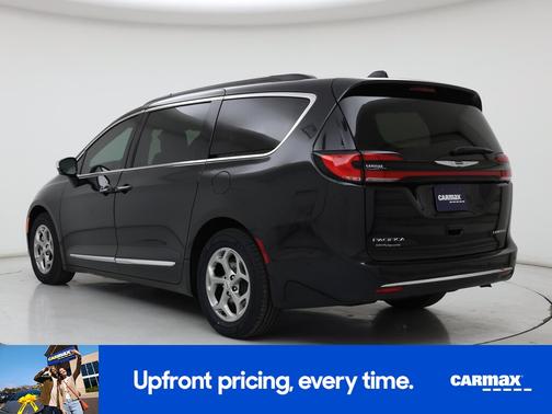 Black 2022 Chrysler Pacifica Limited