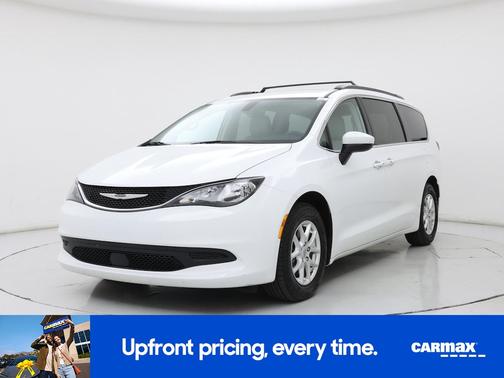 2021 Chrysler Voyager LXI