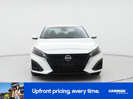 2023 Nissan Altima SV