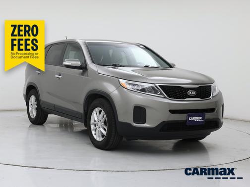 Gray 2014 Kia Sorento LX
